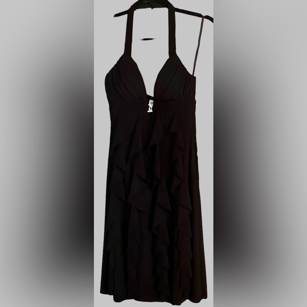 BETSY & ADAM Solid Black Halter Ruffled Detail Formal Dress, Size 4, NWT.